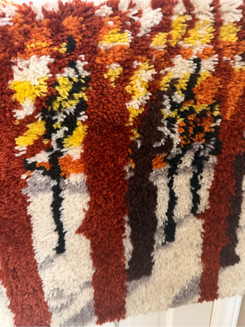 Handmade Latch Hook Wall Hanging - Autumn Tree Design in Rust and Cream 35”x23” - Picture 2 of 4